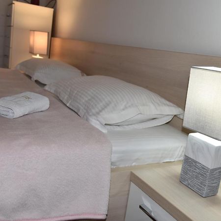 Apartment Lux Fontana Будва Екстериор снимка